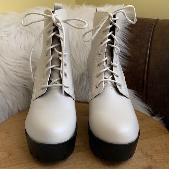 Seychelles | Lacey White Platform Lace Up Chunky Moto High Heel Boots NWOT 8.5M - Picture 4 of 17